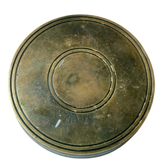 Vintage Brass Sundial Compass with Roman Numerals – Nautical Collectible 3.5” - Picture 4 of 4